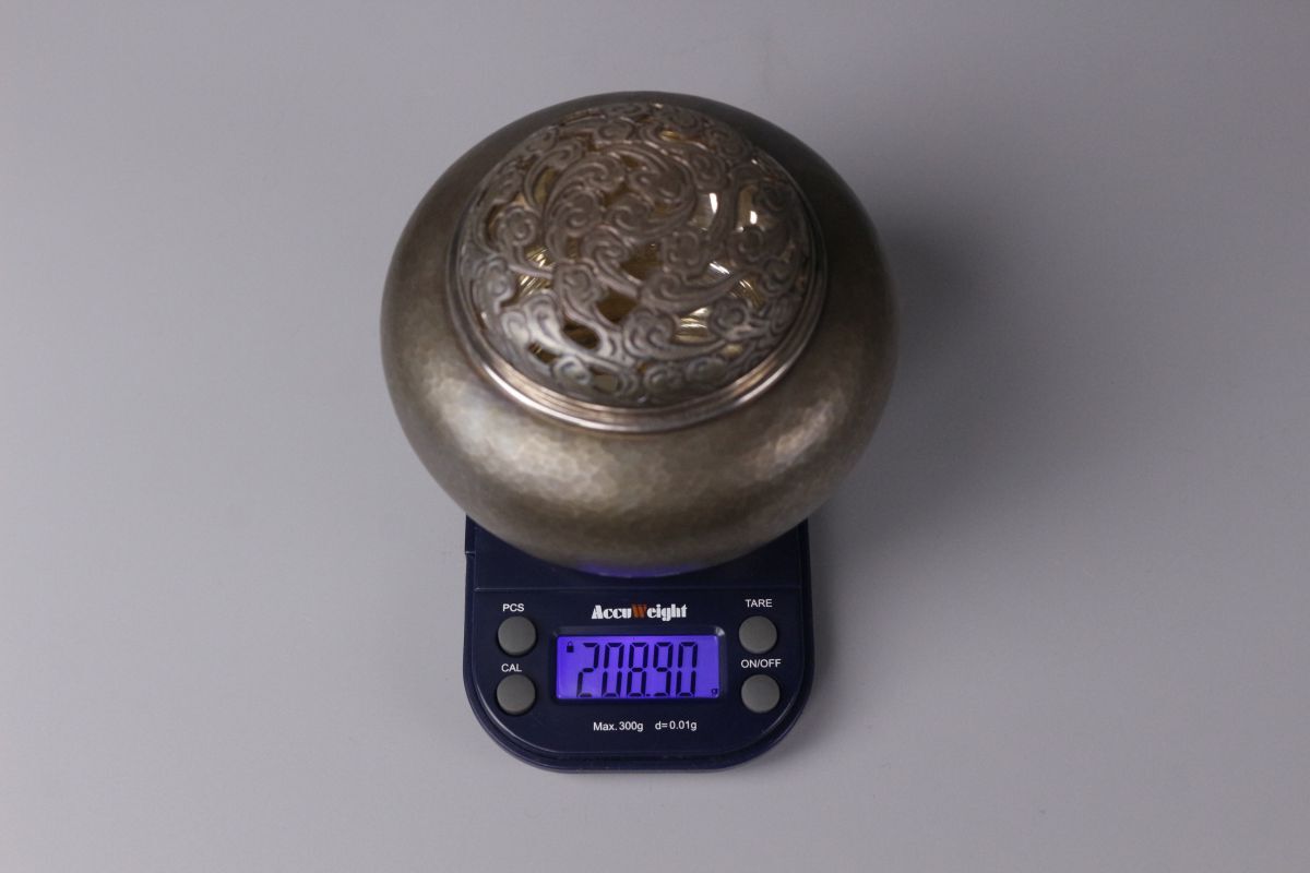 【LIG】純銀制 三足香爐 208g 鎚目 云文火屋 香道具 古美術(shù)品 純銀保証 舊家収蔵品 [.QPR]25.4
