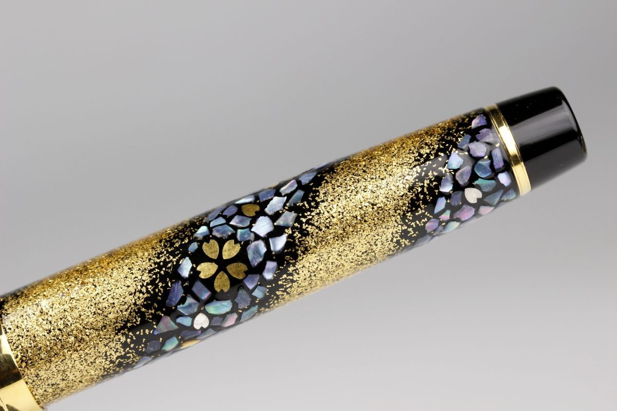 【LIG】SAILOR セーラー 高級萬年筆 內(nèi)閣総理大臣 特別慰労品 金蒔絵 螺鈿 21K 箱付 美品 希少品 [.UO]25.5