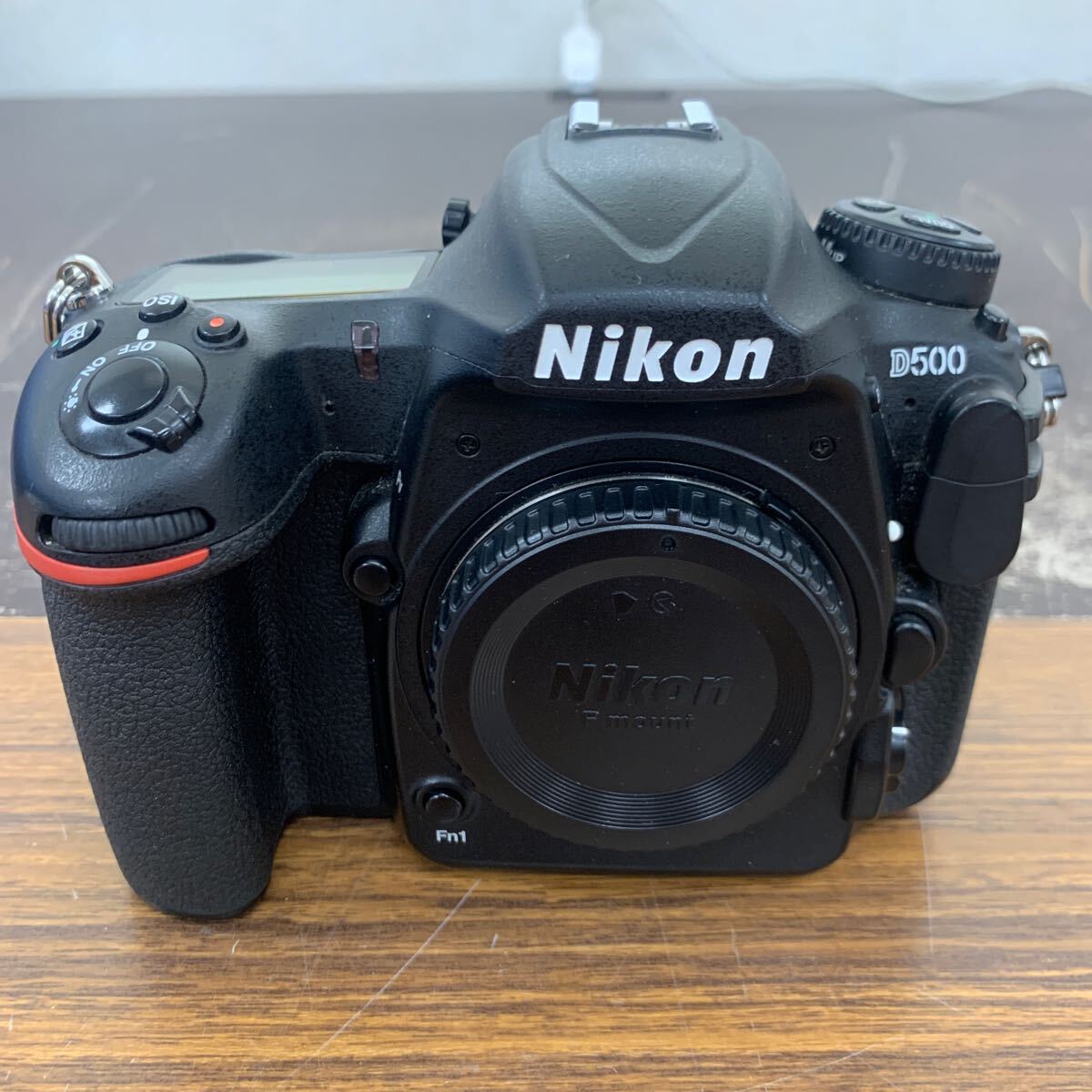 中古品 Nikon D500 ボディ デジタル一眼レフカメラ ニコン デジタルカメラ 