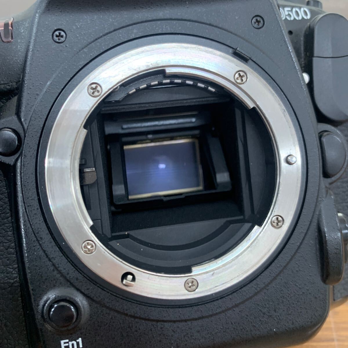 中古品 Nikon D500 ボディ デジタル一眼レフカメラ ニコン デジタルカメラ 
