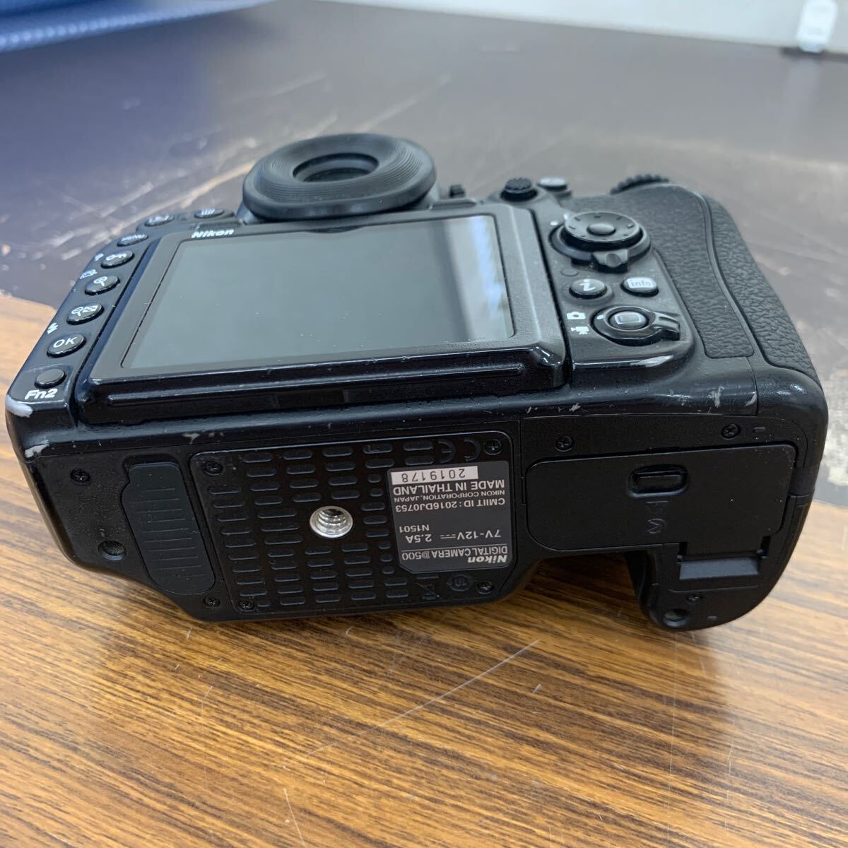 中古品 Nikon D500 ボディ デジタル一眼レフカメラ ニコン デジタルカメラ 