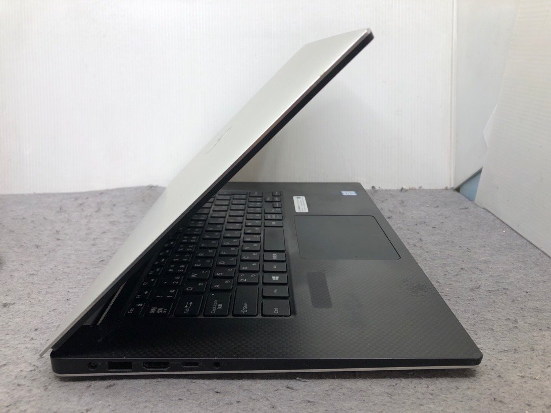 【DELL】Precision 5540 Corei7-9750H メモリ32GB SSD256GB NVMe NVIDIA Quadro T1000 Windows11Pro 15.6inch FHD 中古ノートPC