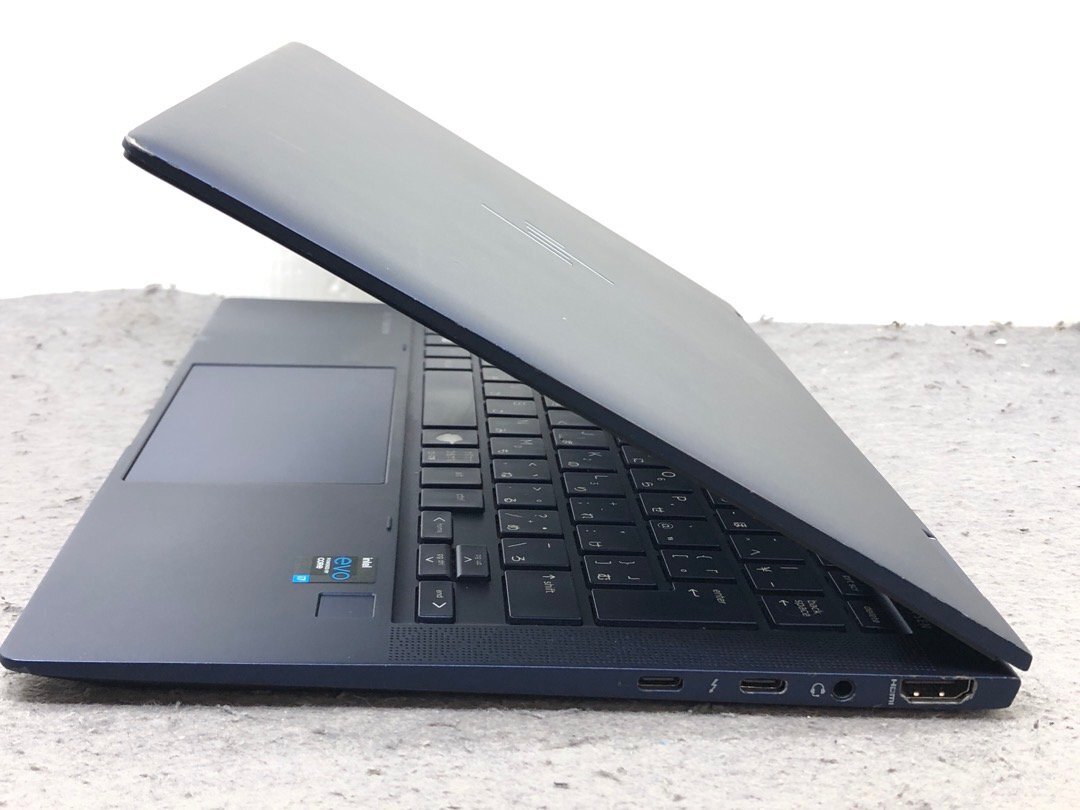 ジャンク【hp】Elite DragonFly G2 Corei7-1165G7 メモリ16GB ストレージなし 13.3inch 中古ノートPC M.2端子破損 BIOS起動OK