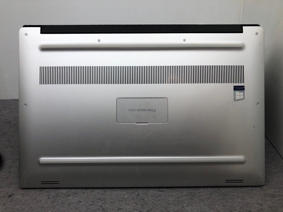 【DELL】Precision 5540 Corei7-9750H メモリ32GB SSD256GB NVMe NVIDIA Quadro T1000 Windows11Pro 15.6inch FHD 中古ノートPC