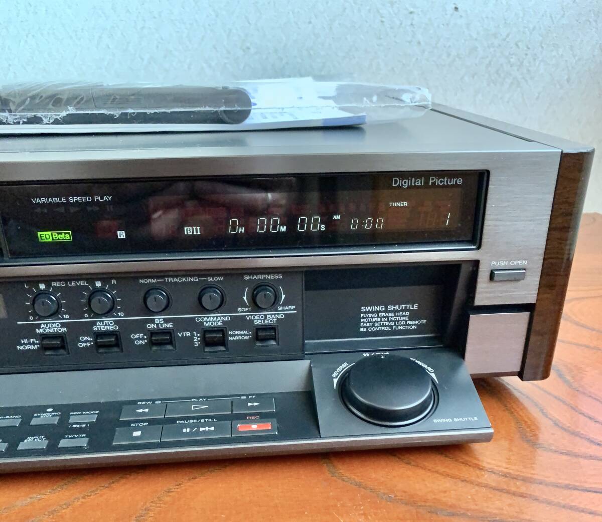 ジャンク！ SONY β方式ビデオカセットレコーダーEDV-8000　リモコン、取説付