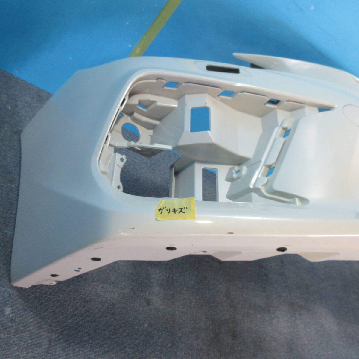 X SUBARU WRX VAB VAG передний бампер поздняя версия white pearl K1X 57704-VA050 б/у 