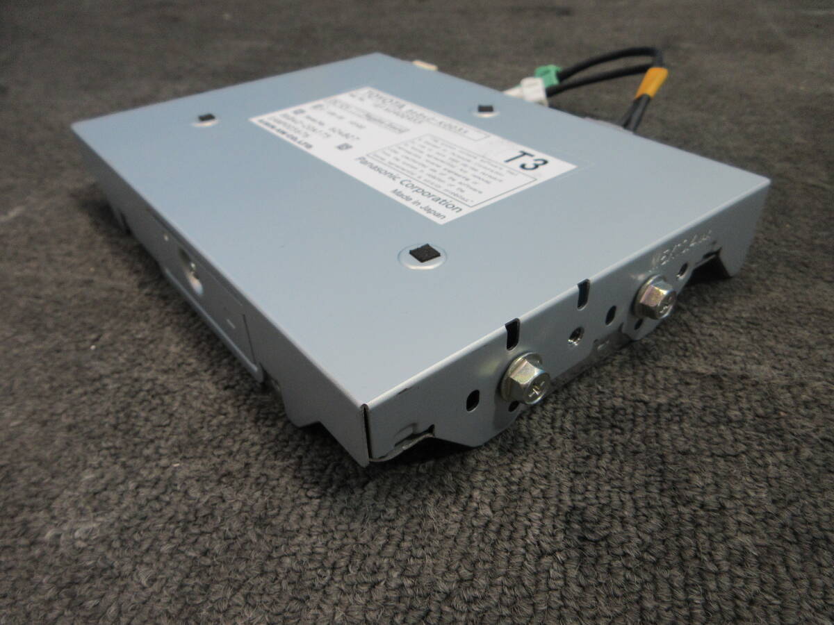X TOYOTA　純正　Tコネクト　ナビユニット　コンピューター　CPU　86840-K0035　中古_画像4