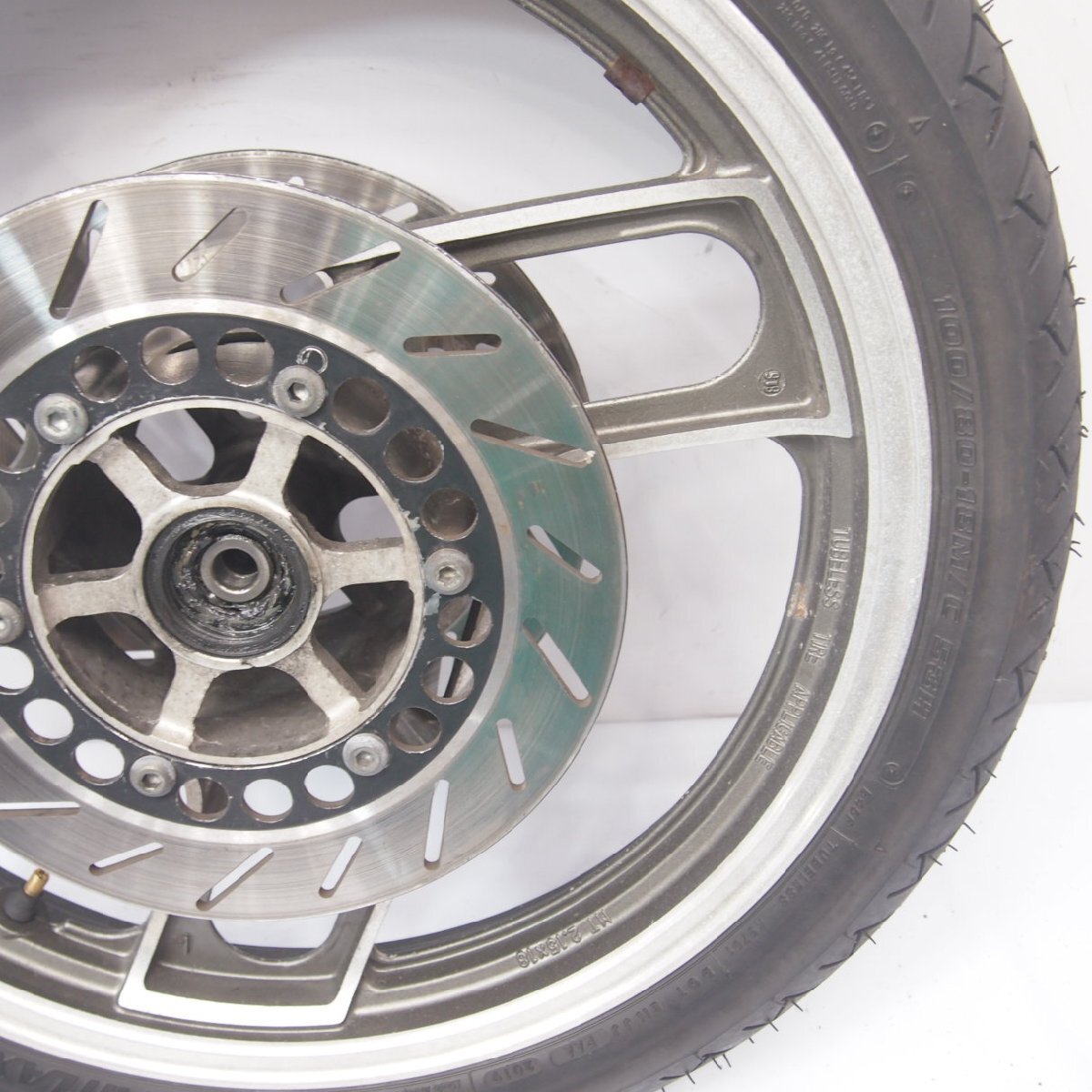 SRX400/600純正フロントホイール ブレなし F-32品番18X2.15J 前期
