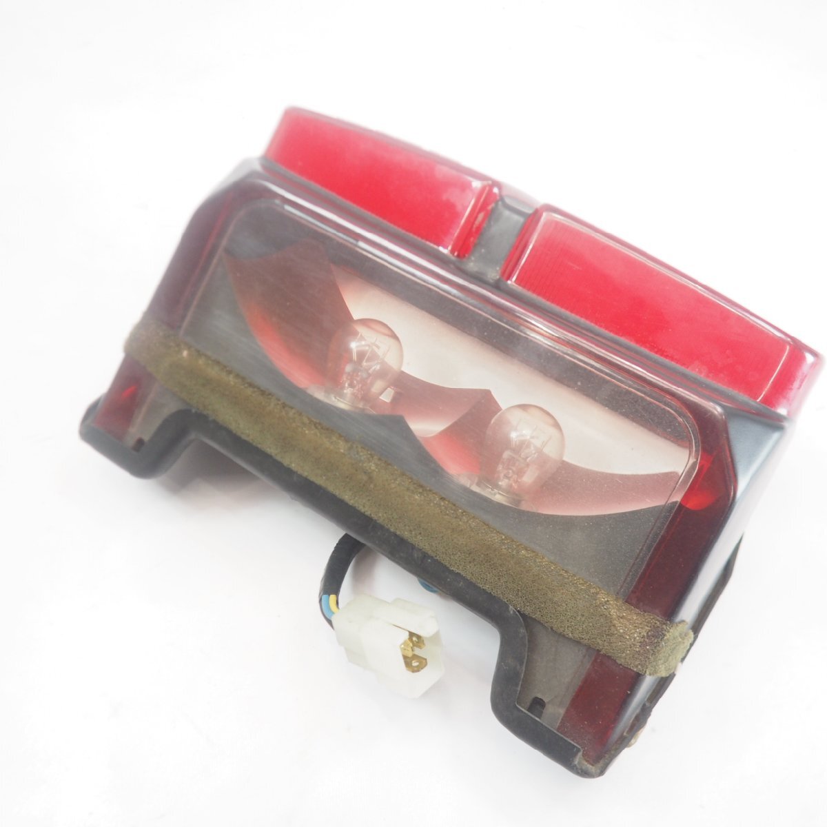 FZ400 純正 テールランプ テールライト 4YR FZS600フェザー fazer taillight 4YR-84710-00