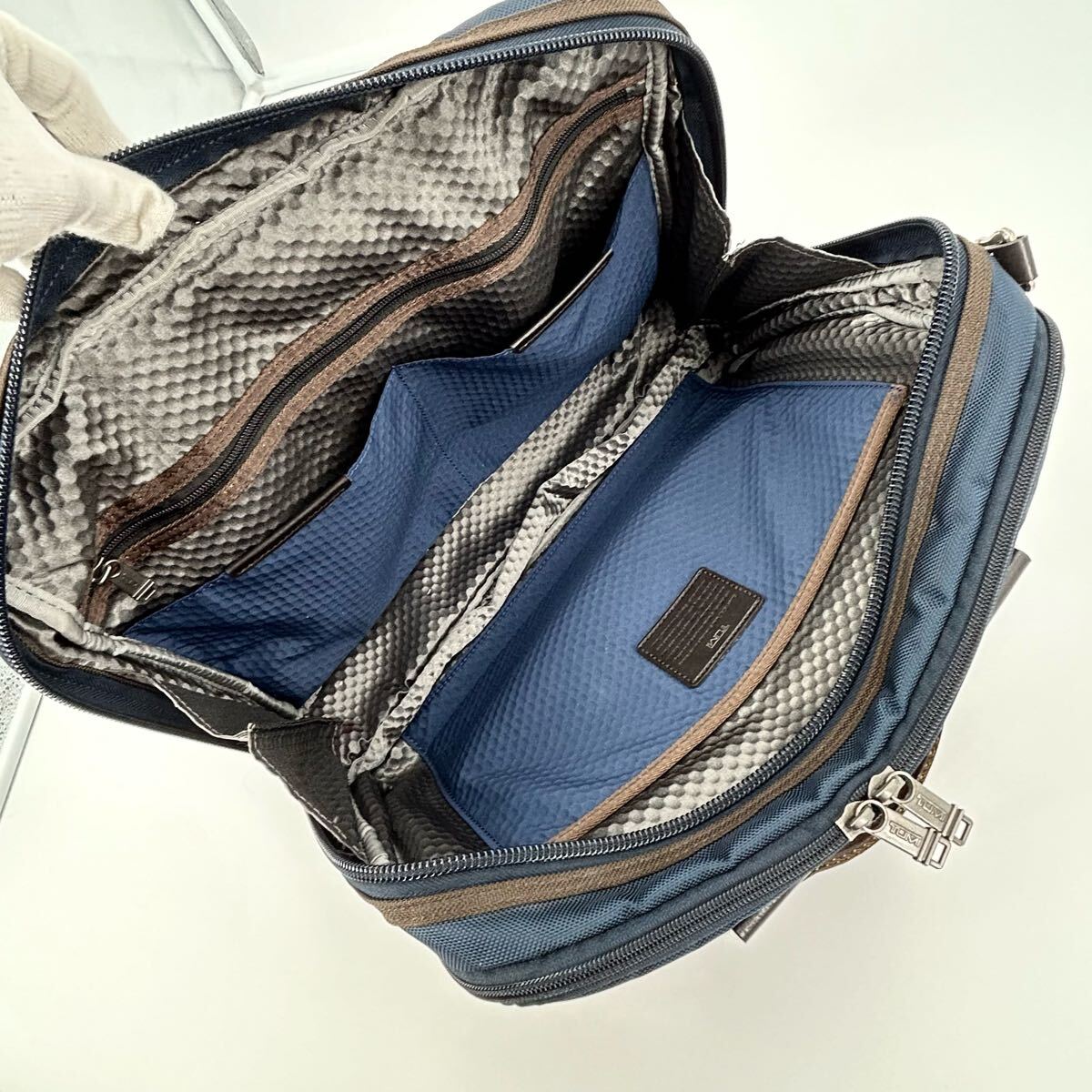 美品 TUMI トゥミ ビジネスバッグ 2way Andersen Slim Commuter Brief メンズ エクスパンダブル A4+PC 牛革+バリスティック ネイビー 紺色