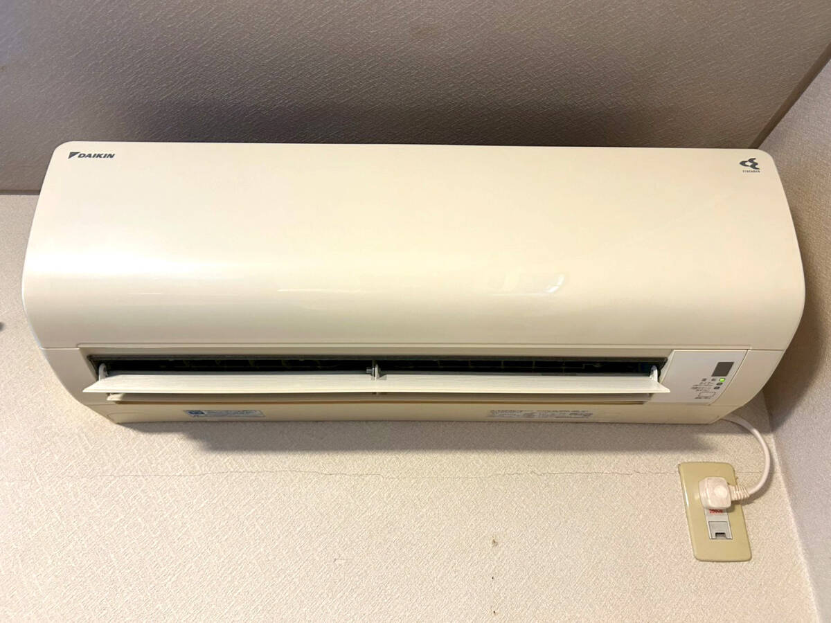 中古 ルームエアコン DAIKIN S40PTFXP-W ダイキン 200V 14畳用 スマートフォン対応 暖房 冷房 壁掛型 室內(nèi)機(jī) 室外機(jī) ホワイト 戸田市 1