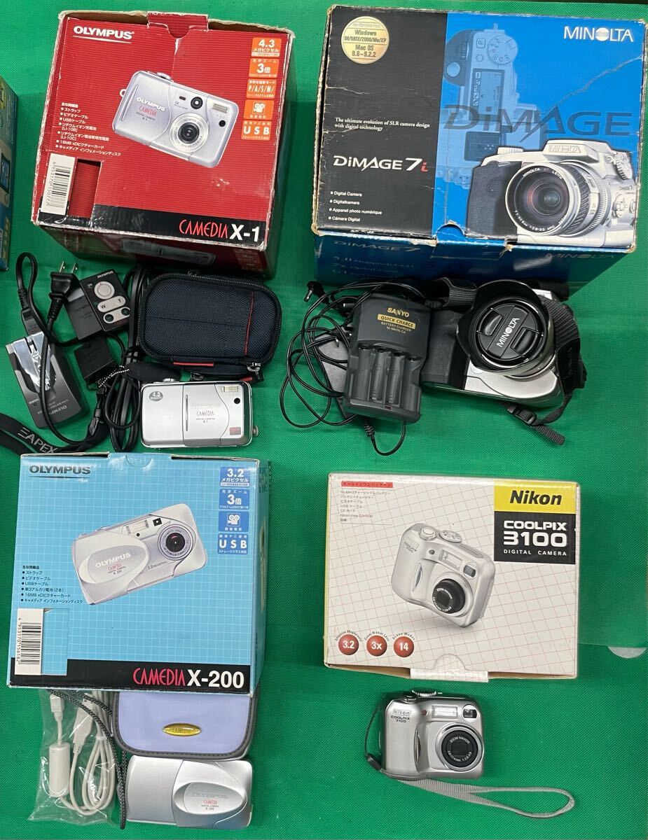 （E129）12個 デジタルカメラ まとめ売り SONY Nikon FUJIFILM OLYMPUS など ジャンク 動作未確認 元箱付き 含充電器付き 