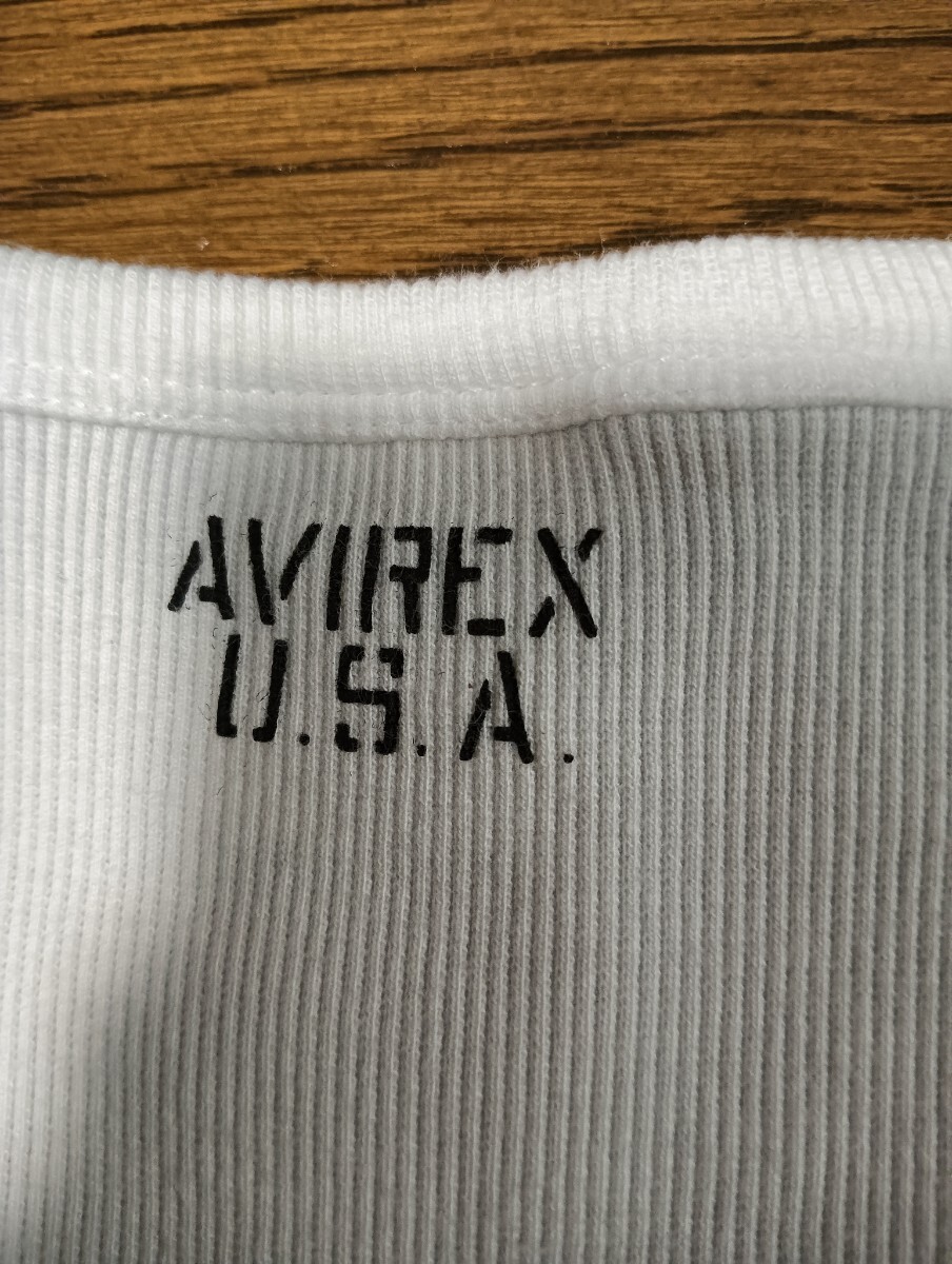 アヴィレックス avirex リブ素材 半袖Tシャツ　 半袖カットソー　Vネック　メンズ　サイズM　　　白　上野商會