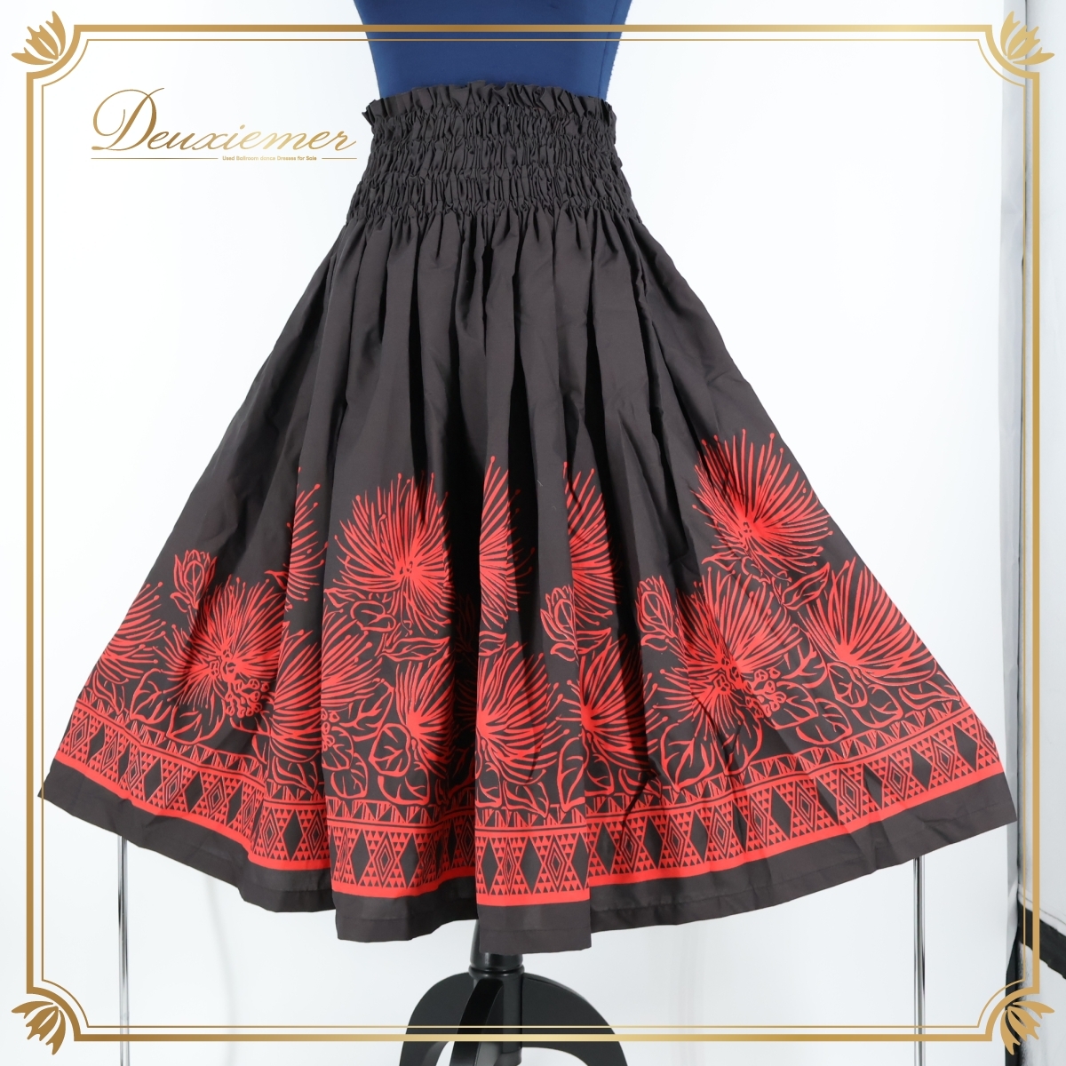【美品 フラダンス衣装】ブラック エムエムジェイ パウスカート 黒 赤 レフア柄 美品 フラダンス衣装】ブラック エムエムジェイ パウスカート 黒