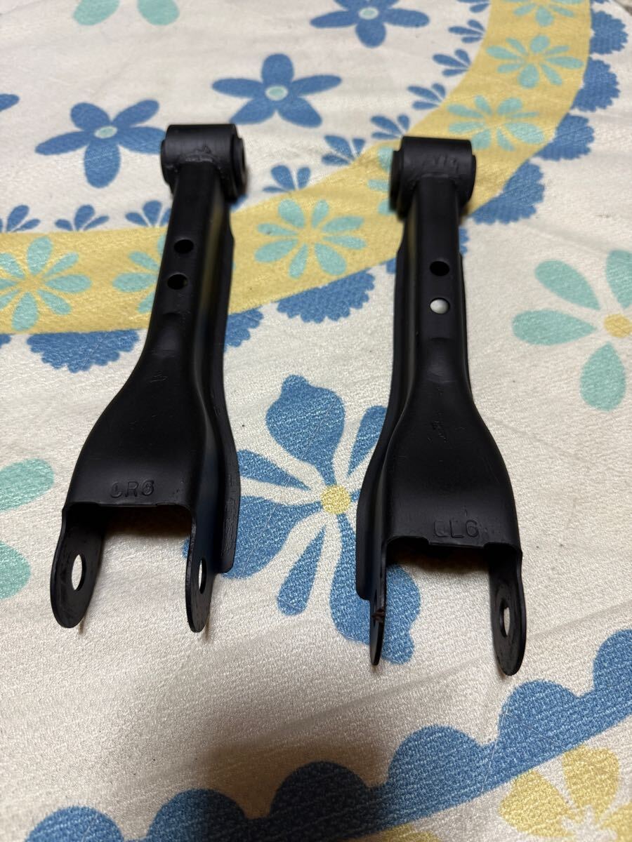 ★日産純正　S13・180SX アッパーアームセット　C33 A31 R32_画像2