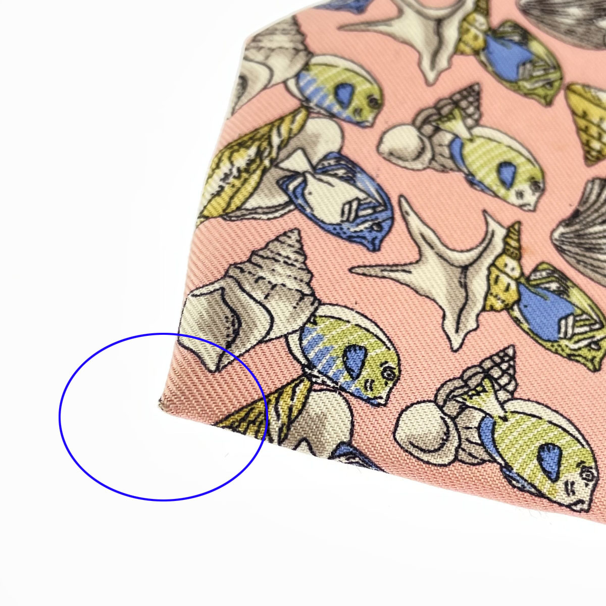 ◆GUCCI グッチ ネクタイ◆ ピンク シルク100％ シェル 貝殻 フィッシュ 魚 メンズ イタリア制 ビジネス 服飾小物