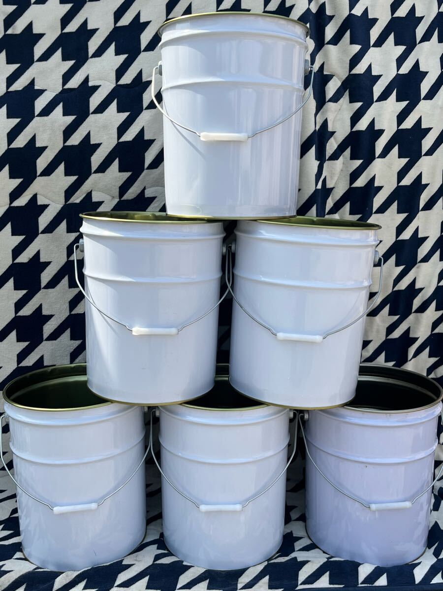 空ペール缶 　鉄制20L 6缶1セット 蓋なし 使用済みオイル缶 無地白色 簡単に洗浄しました ゴミ箱 物入れ 傘立て など 鉄制丈夫