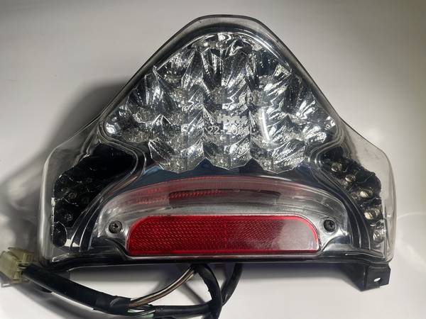 アドレスV125 LEDウィンカー、テール、専用リレー