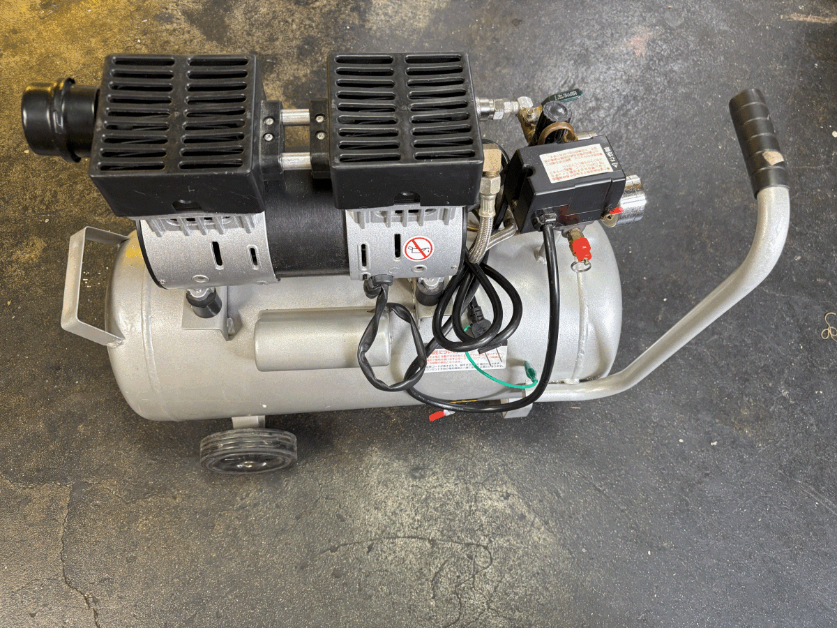 100V тихий звук модель компрессор 30L 1 лошадиные силы EWS-30