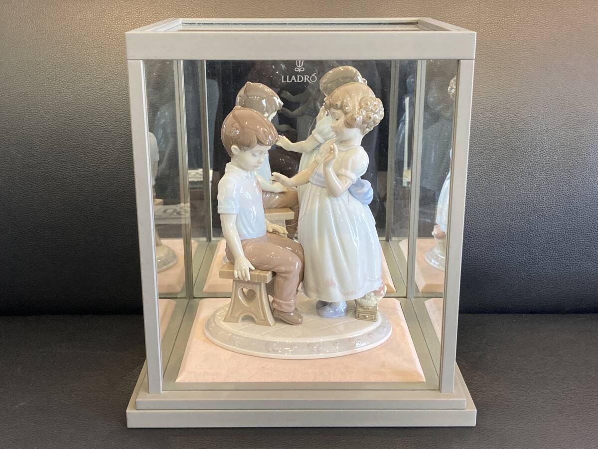 LLADRO リヤドロ リアドロ 少女 陶器 LLADRO リヤドロ リアドロ 陶器 人形 6906 置物 少女と少年