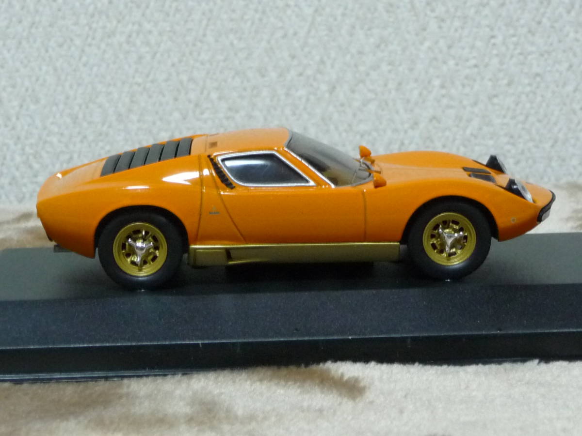 IXO Ixo 1/43 Lamborghini Miura P400 SV orange Lamborghini Miura 1972