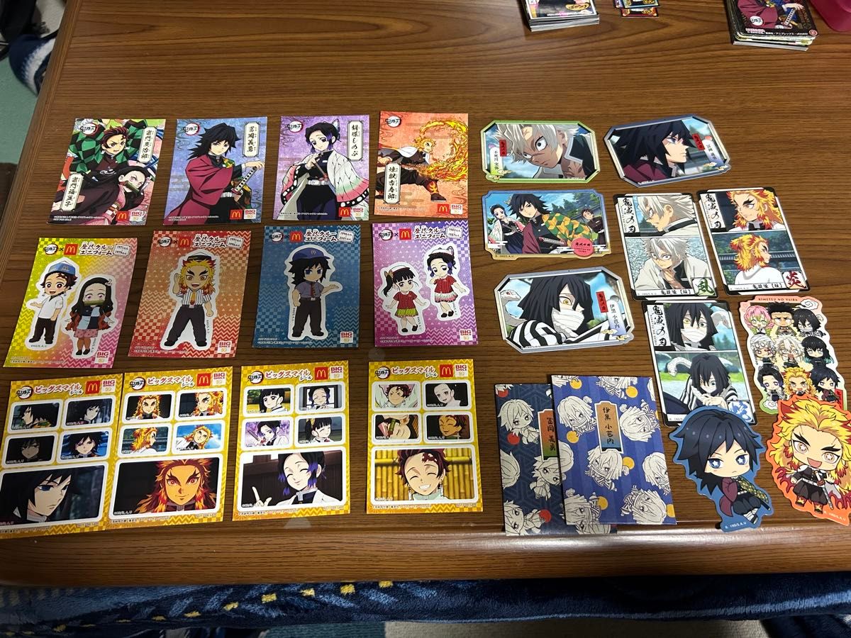 鬼滅の刃 ウエハース シール カード など イタジャガ トレカ