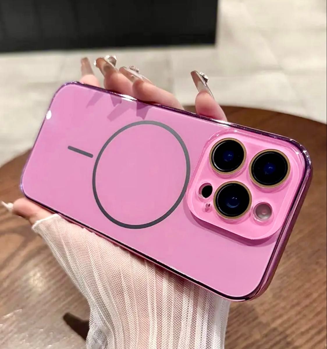 iPhone16 pro ピンク メッキ ガラス ケース マグセーフ対応 カメラ レンズ フルカバー 高級モデル 人気 ラスト♪