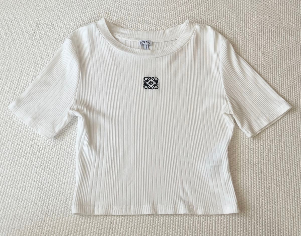 【LOEWE】 ロエベ アナグラム刺繍 クロップド丈 リブTシャツ 白 アナグラム刺繍 クロップド丈 リブTシャツ ホワイト M|Yahoo