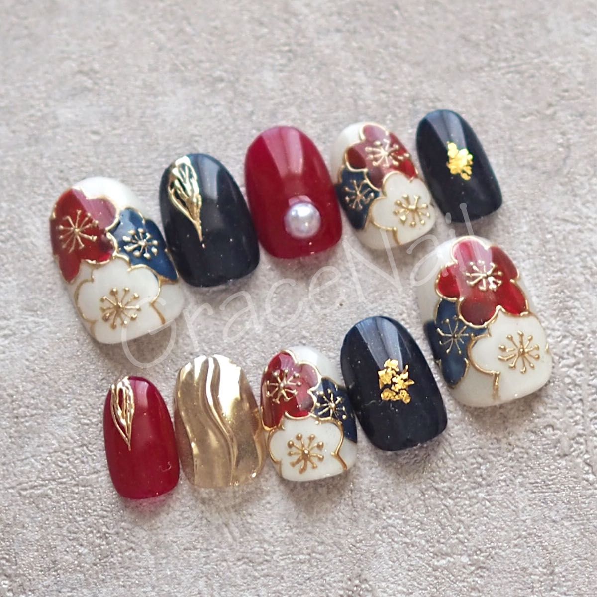 No 733 現品販売 ネイルチップ ショート 成人式卒業式袴着物振袖 No 733 現品販売 ネイルチップ ショート 成人式卒業式袴着物振袖