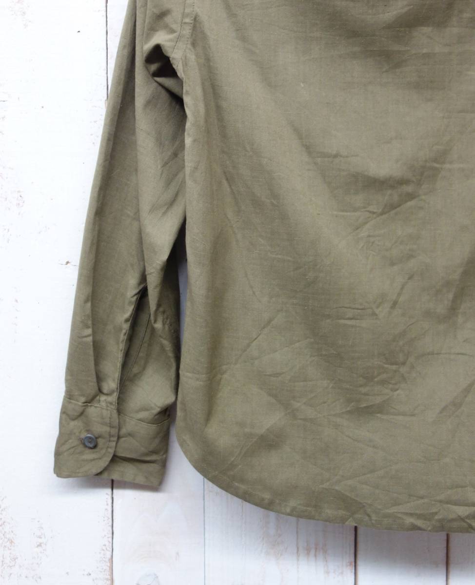 VINTAGE ヨーロッパ古着 ＊ルーマニア軍　 ＊Sleeping Shirts　スリーピングシャツ ＊ショルダー1ボタン＊小さめサイズ！_画像5