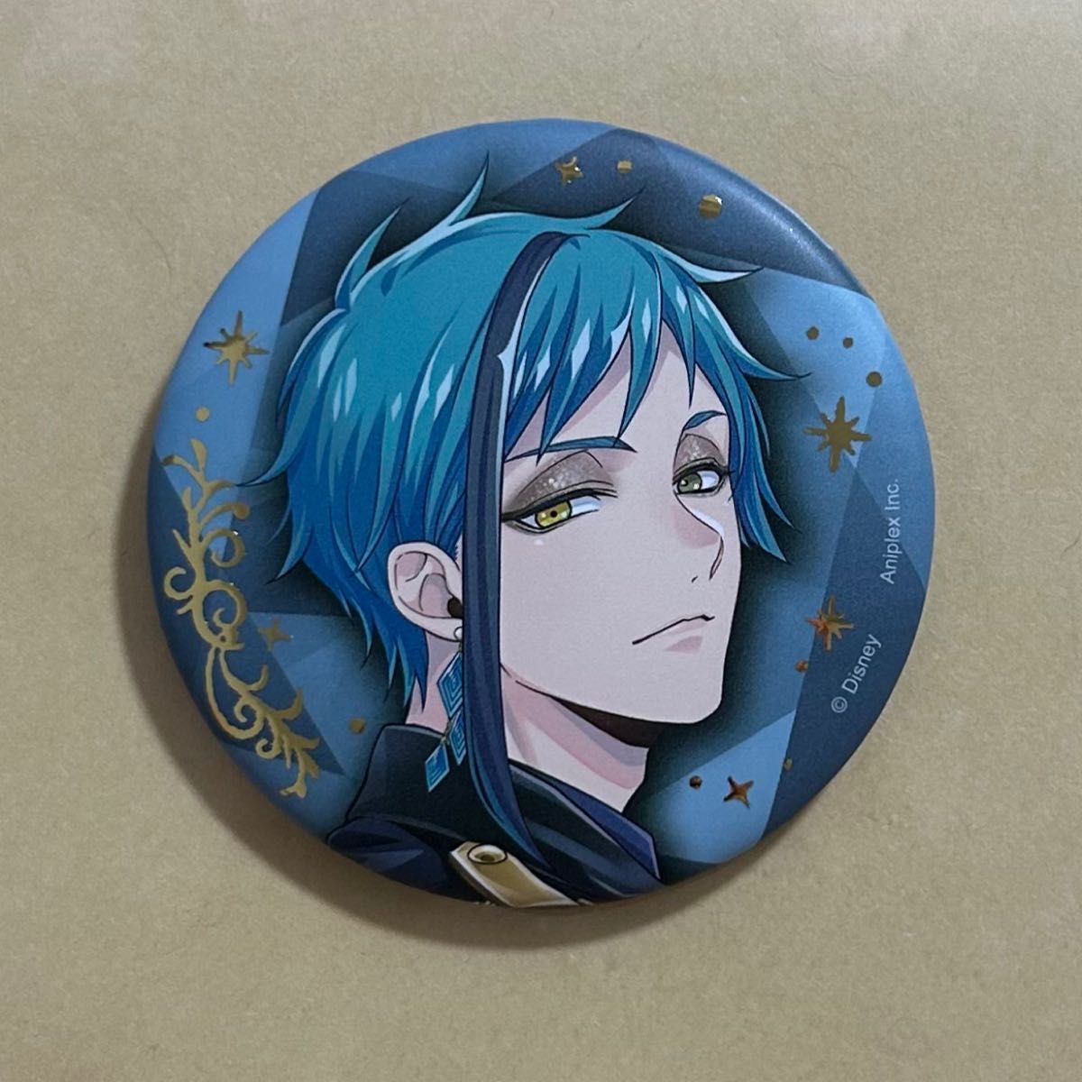ツイステ 5周年 缶バッジ フロイド・リーチ ブレイジングジュエル ツイステ ブレイジングジュエル 缶バッジ フロイド リーチ 5周年