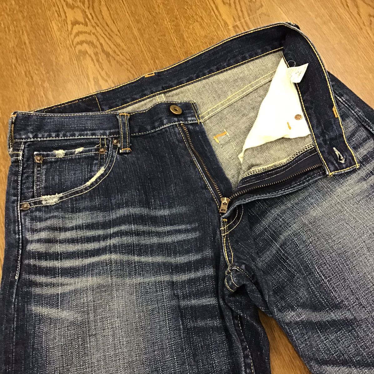 【F089】Levi's W30 L14 デニムハーフパンツ 色落ち加工 ダメージ加工 古着 リーバイス ジーンズ ジーパン 送料無料