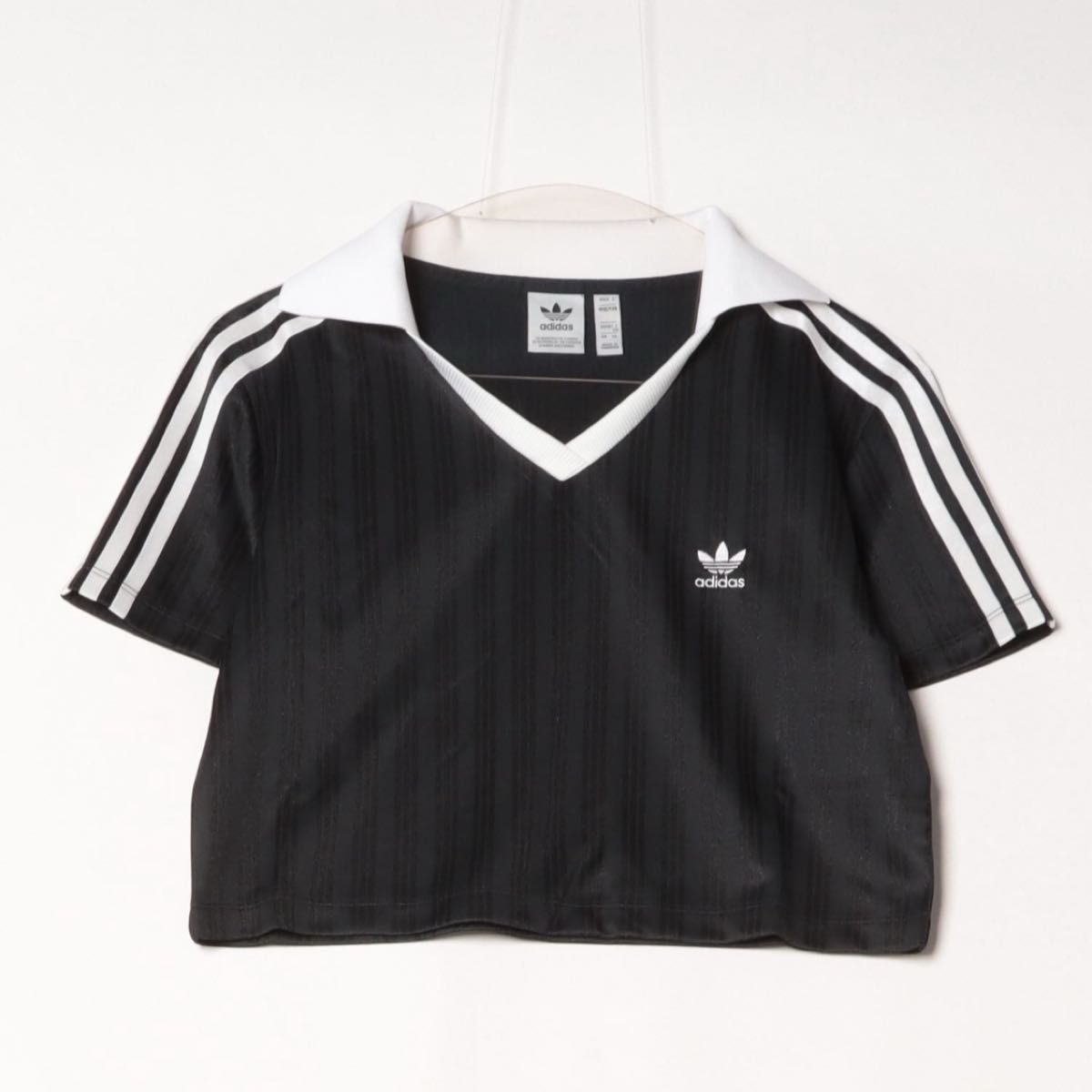 ADIDAS ORIGINALS☆クロップド Tシャツ Vネック ポロシャツ 韓国 アディカラー フットボール ジャカード Vネック クロップ