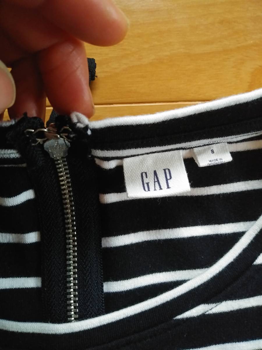 GAP ギャップ ノースリーブシャツ Sサイズ_画像4