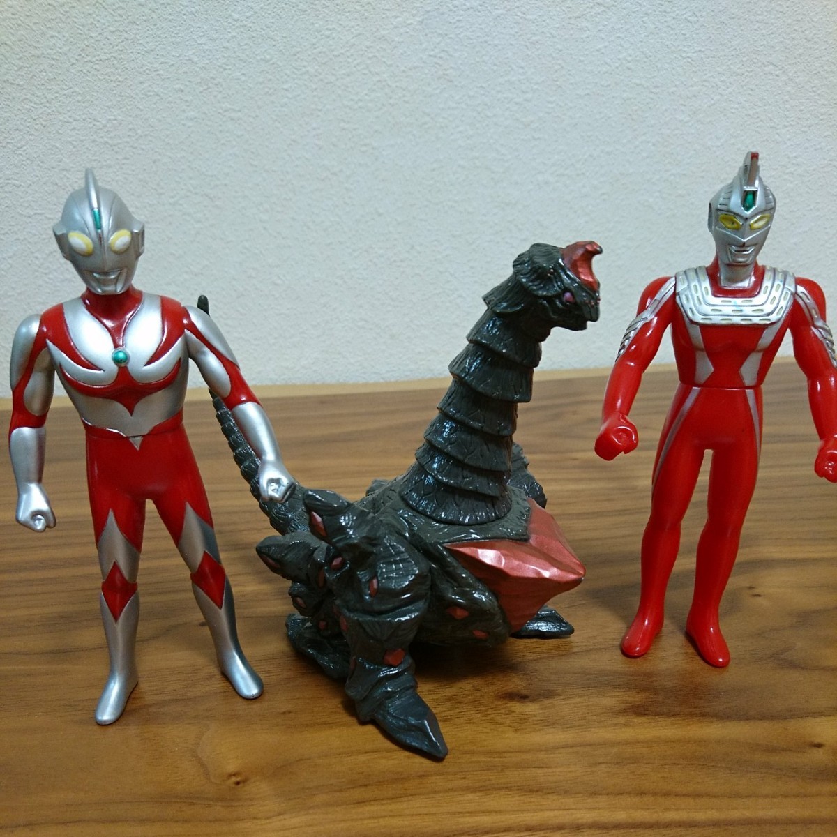 Paypayフリマ バンダイソフビウルトラマン80他 当時物 Paypayフリマ バンダイソフビウルトラマン80他 当時物