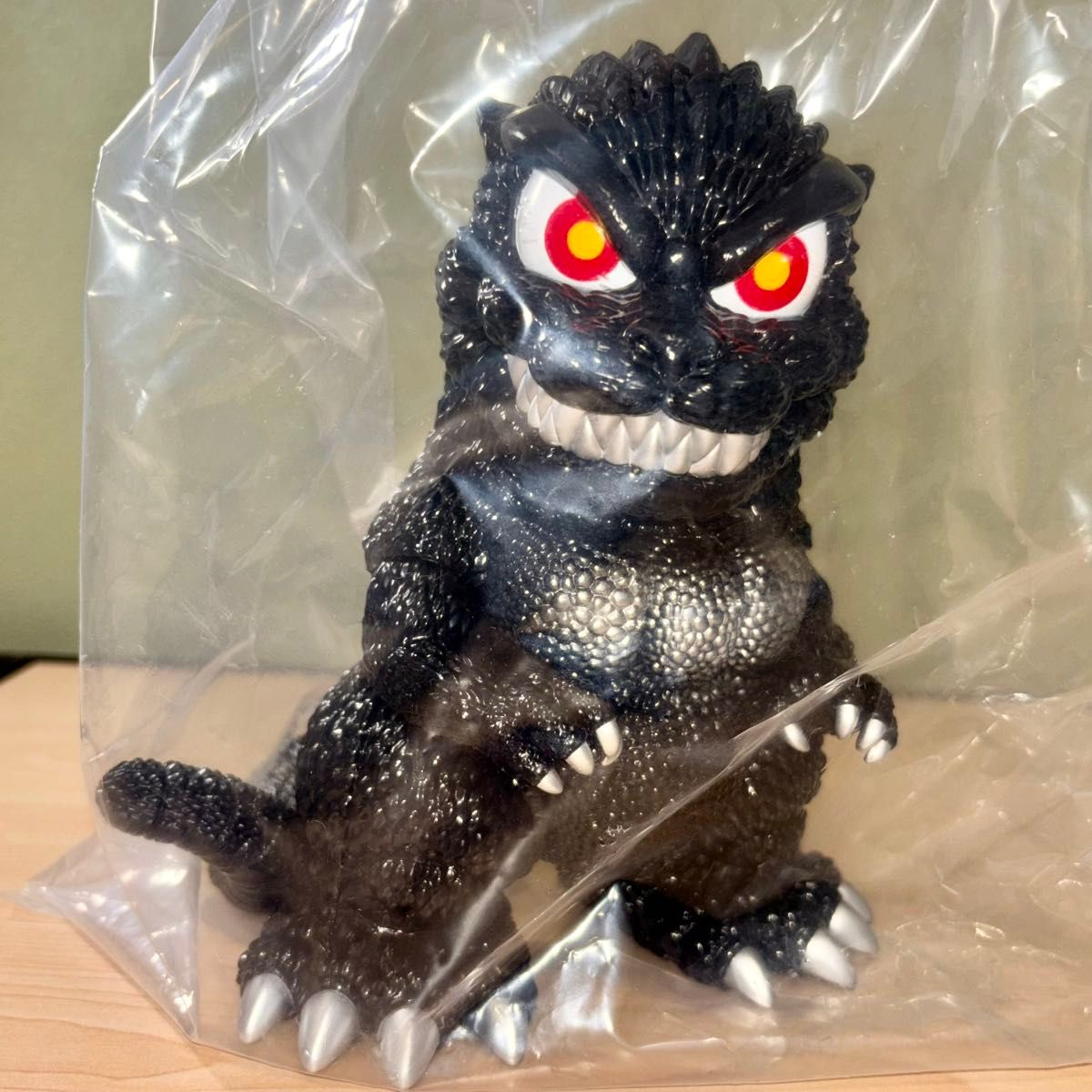 【新品】バーニングキングダム Newborn ゴジラ GODZILLA ホビラン バーニングキングダム ゴジラ Newborn GODZILLA series ソフビ