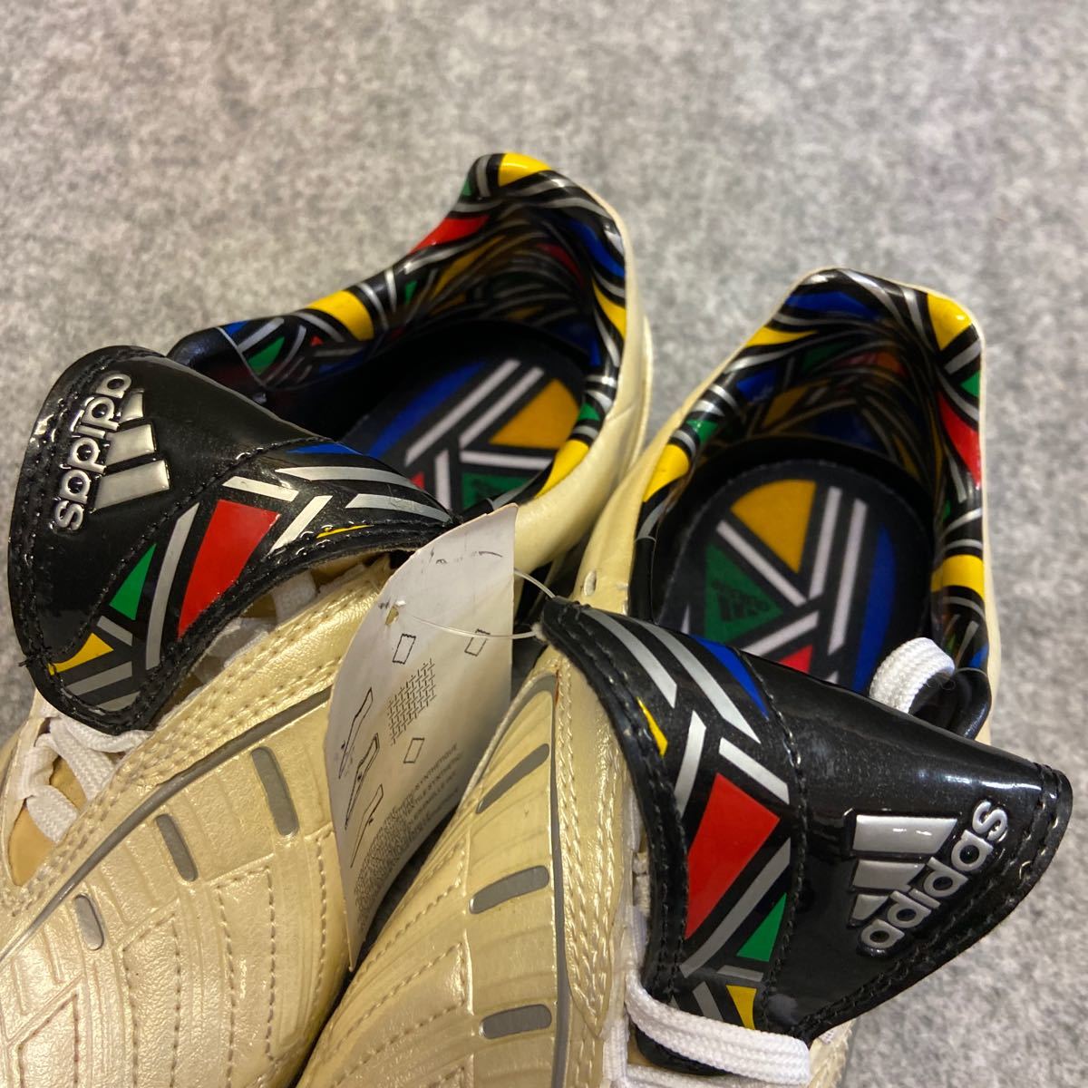 ヤフオク Ss01 未使用品 旧モデル アディダス サッカース ヤフオク Ss01 未使用品 旧モデル アディダス サッカース