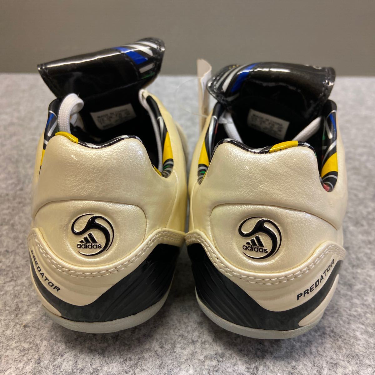 ヤフオク Ss01 未使用品 旧モデル アディダス サッカース ヤフオク Ss01 未使用品 旧モデル アディダス サッカース