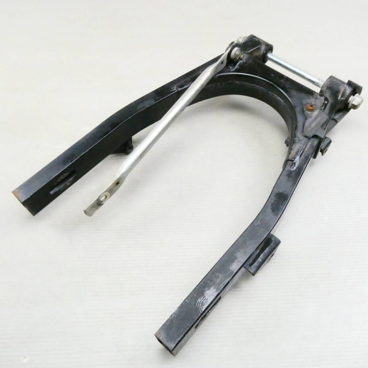 ★ジャズ [AC09] 純正 スイングアーム ピボットシャフト 中古 ホンダ HONDA JAZZ 50 KR070312