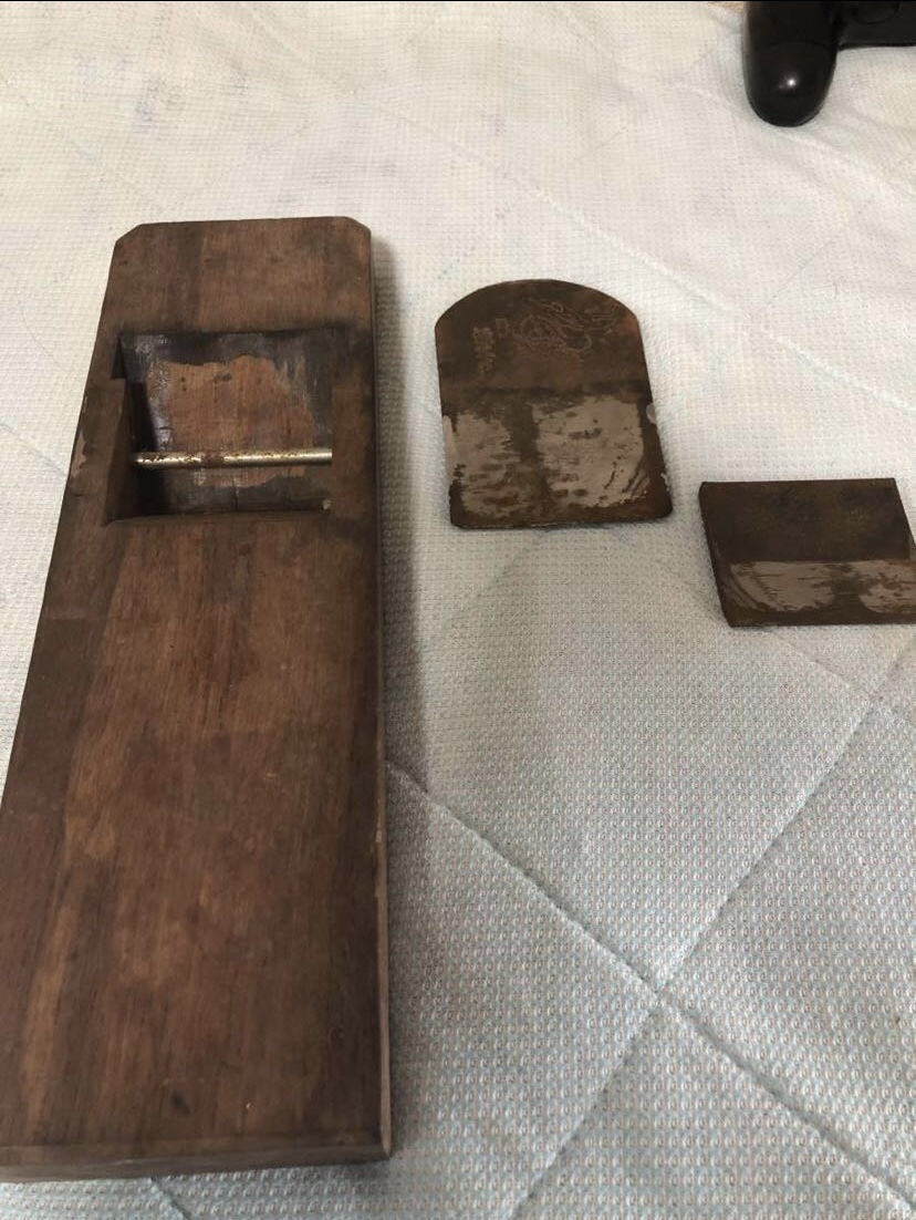 【 大感謝セール】 平鉋源蒼龍 特級 刃幅約72mm台幅約290mm寸入鉋かんな、説明欄にご覧ください かんな 【 大感謝セール】 平鉋源蒼龍 特級 刃幅約72mm台幅約290mm寸入鉋かんな、説明欄にご覧ください かんな