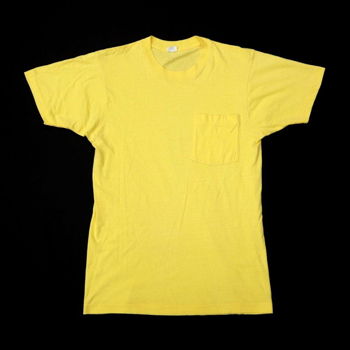 ☆送料無料 70s 80s ビンテージ BVD ビーブイディー 無地 ポケット Tシャツ USA製 ポケT 黄色 70年代 80年代 古着 ワーク プレーン メンズ_画像1