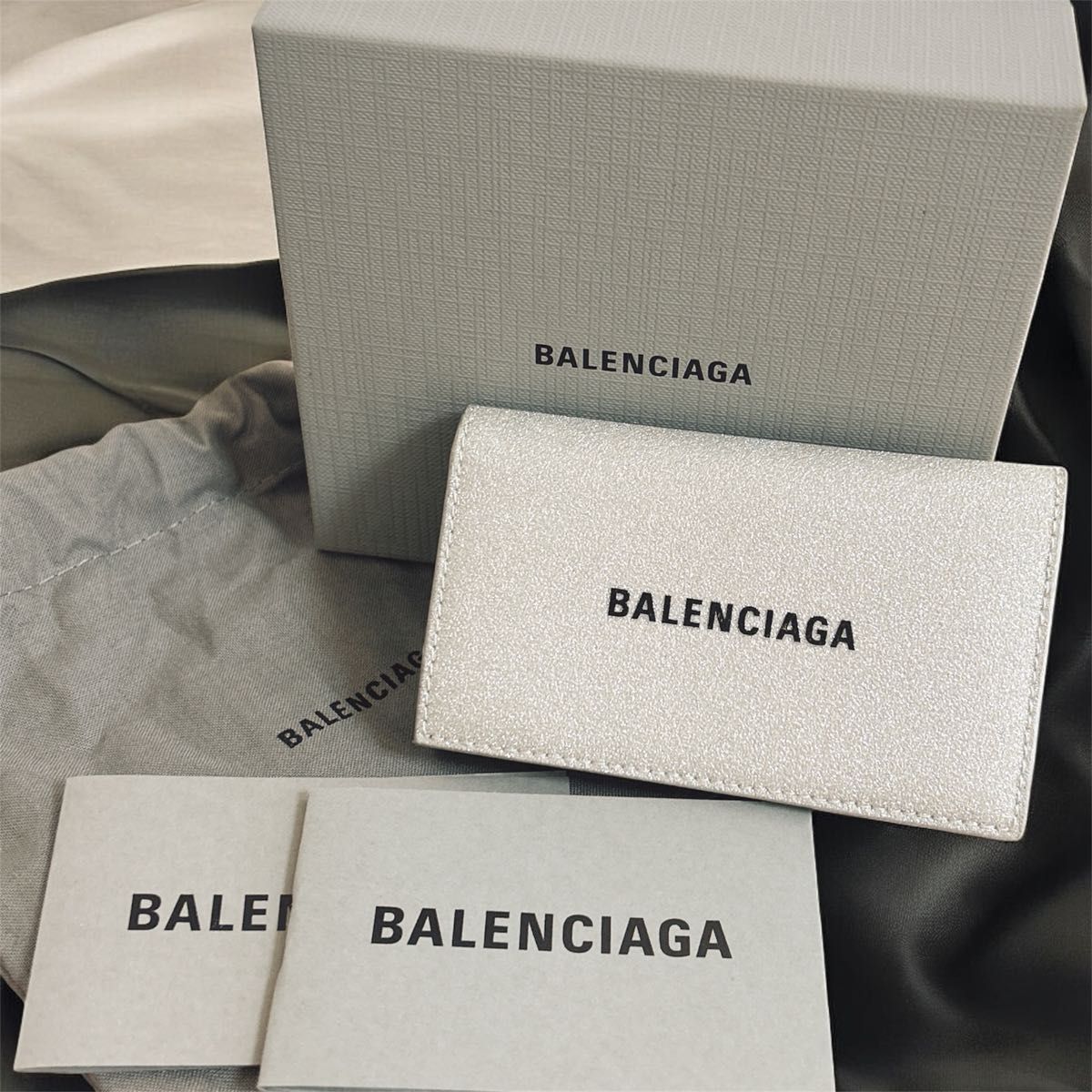 BALENCIAGA ★シルバー グリッター キーケース BALENCIAGA バレンシアガ キーケース グリッター シルバー