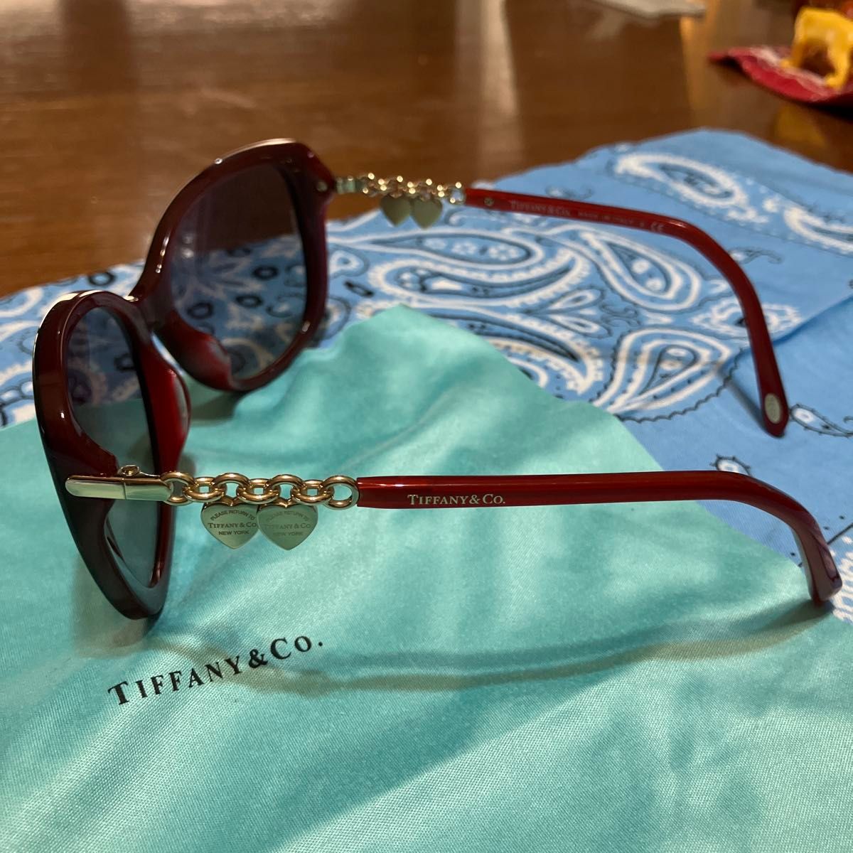 Tiffany & Co. ティファニー ほぼ新品サングラス✨ハートチャーム✨ TIFFANY&Co ハートチャームサングラス|Yahoo!フリマ(旧PayPay