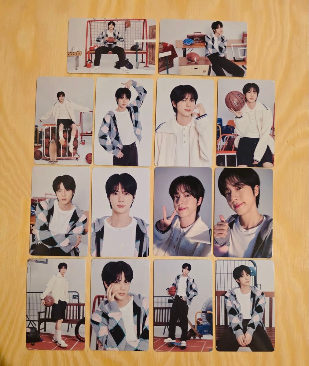BTS コインセット フォトカード付き BTS ジン RUNSEOKJIN in JAPAN ランダム フォトカード 14枚