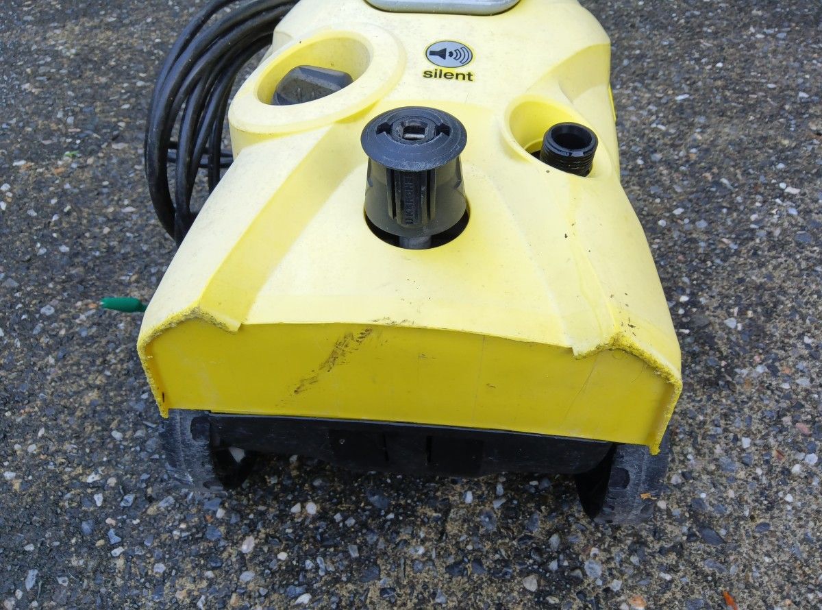 KARCHER K3 SILENT 高圧洗浄機 本体ジャンク ジャンク品 ケルヒャー高圧洗浄機 K3 silent 本体/水漏れ有り