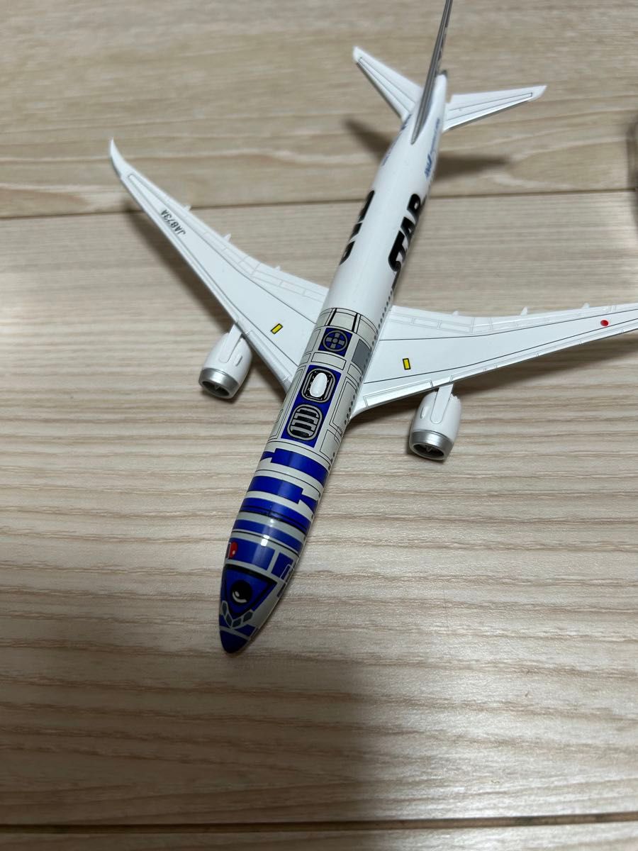 ANA STAR WARS 777-200 R2-D2 JET 1/200モデル｜Yahoo!フリマ