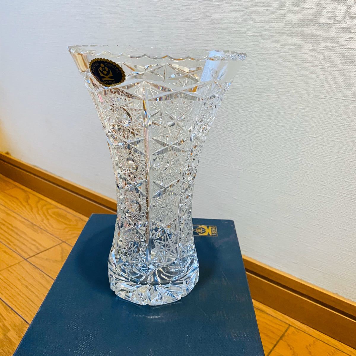 花瓶　スロバキア製　スロバキアグラス