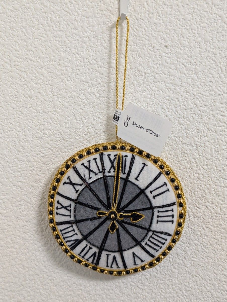 新品 オルセー美術館の時計 オーナメント グッズ 未使用 ハンドメイド 刺繍 新品 パリ オルセー美術館の時計 オーナメント 美品