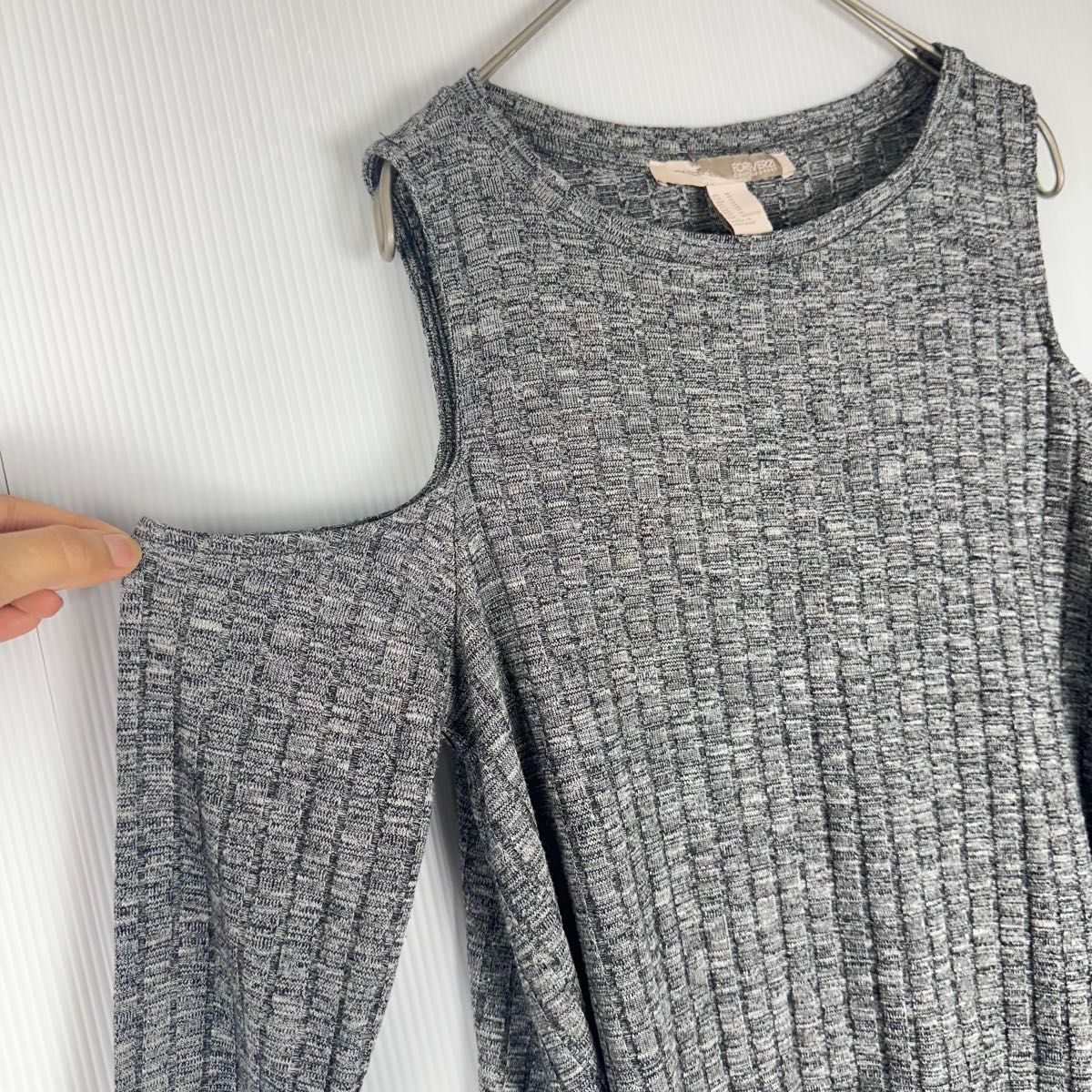FOREVER21 チュニック　Tシャツ オフショルダー　リブ編み七分袖 グレー Mサイズ　ヒップカバー