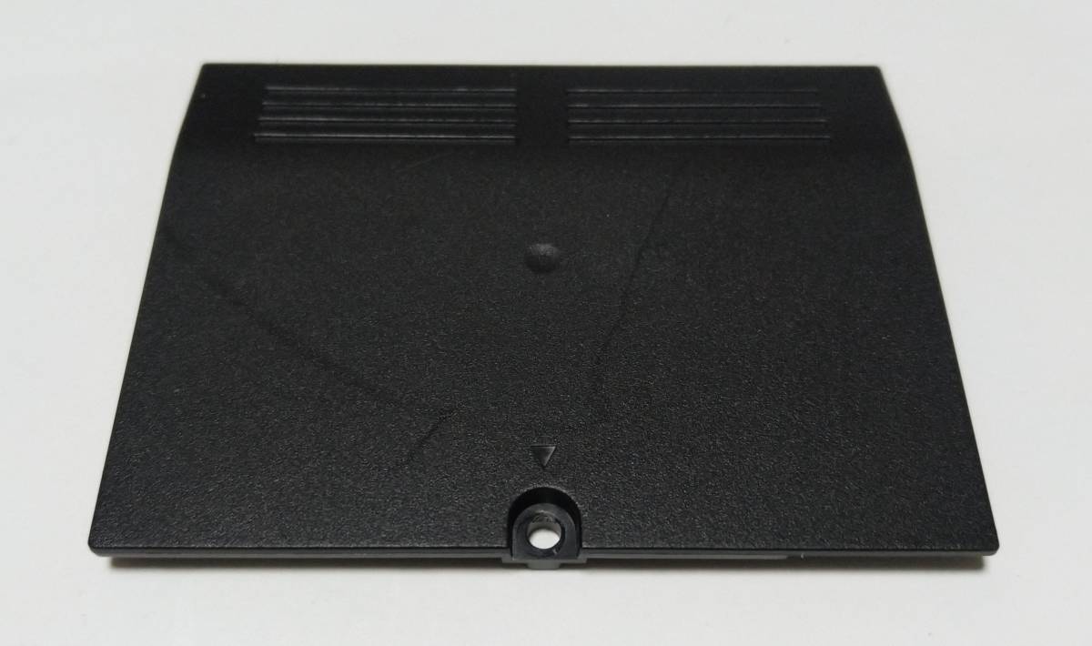 FUJITSU AH56 E FMVA56EB FMVA56EW FMVA56ER 修理パーツ 動作確認済 送料無料 メモリ カバー